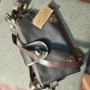 Gold coast purse nwt